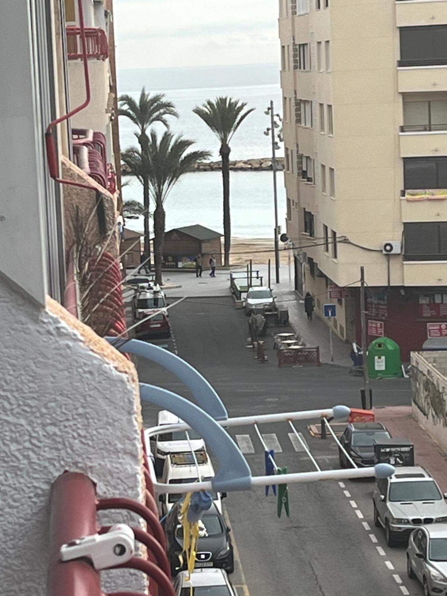 Apartment 1 Minute Walking From Playa Del Cura ตอร์เรเวียคา ภายนอก รูปภาพ